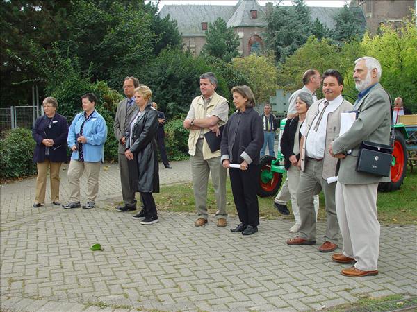 UDhZ2005 013